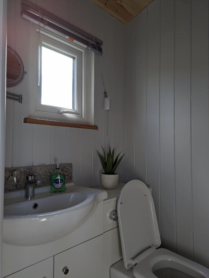 Bespoke Luxury Huts With Hot Tubs. Located In The Black Mountains. Llanveynoe Екстериор снимка